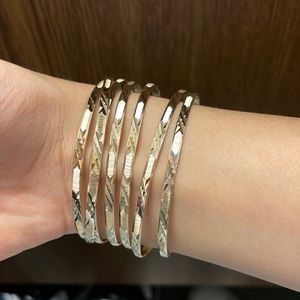 Vio’s jewelry 14k Sevenario Gold Bangles ✨